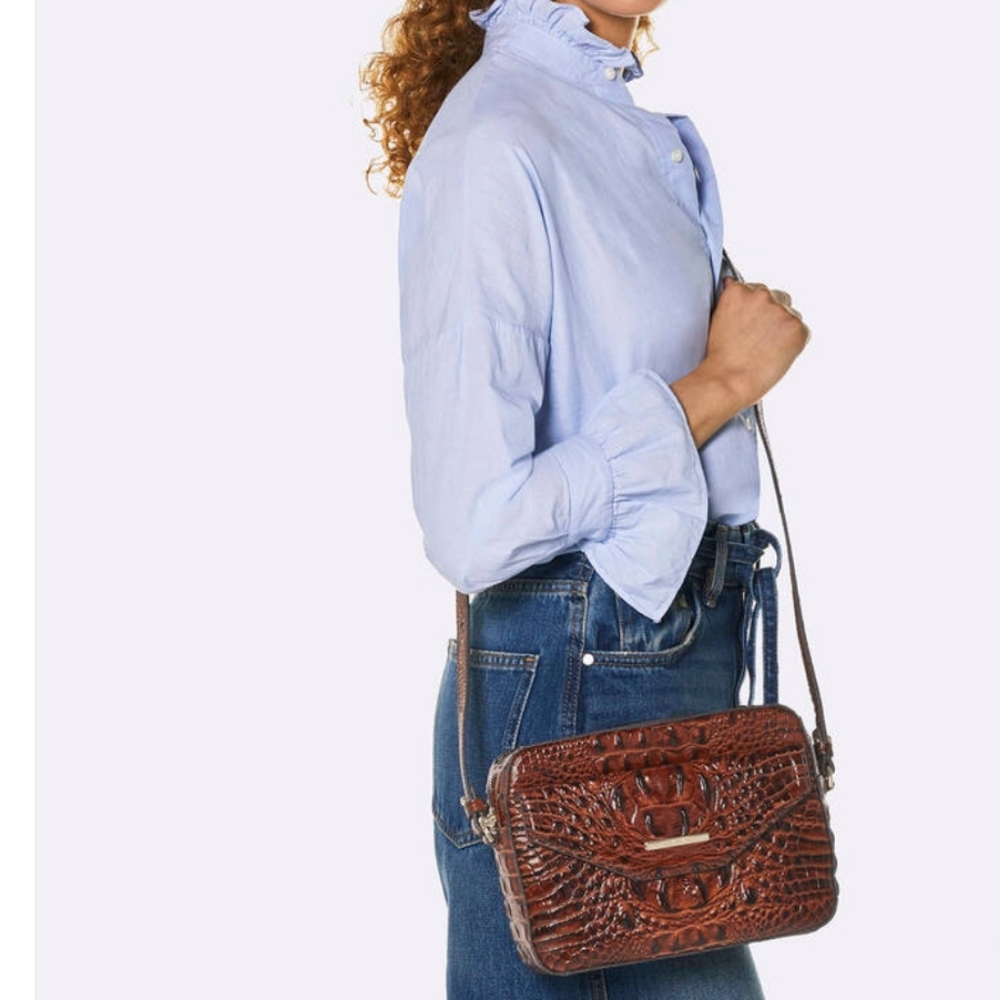 NWT Brahmin Shea Ink Inverness Navy Gold Croc Embossed Leather Crossbody - Picture 5 of 14